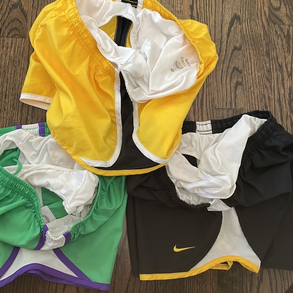 Set of 3 Nike running shorts size Girls L. Minor wear on all 3. - Picture 9 of 10